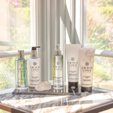 White Nectarine & Pear Soothing Bath & Shower Gel